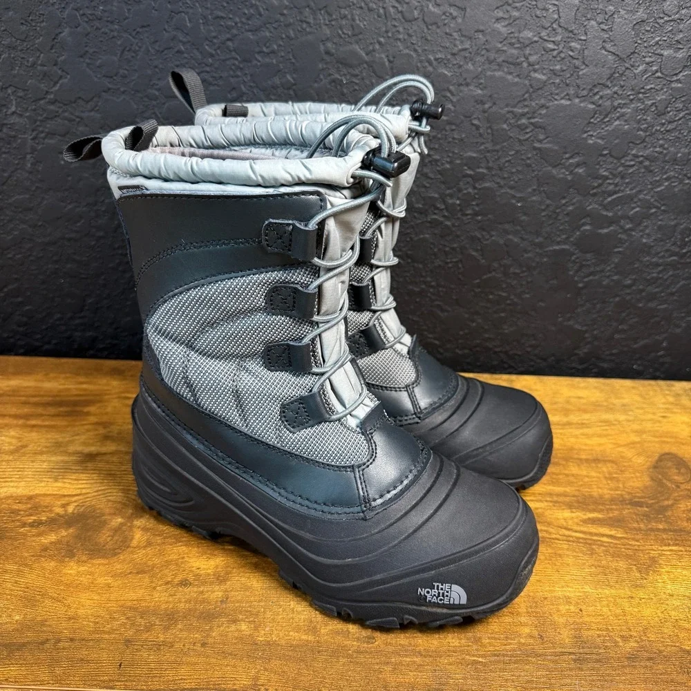 The North Face Alpenglow IV NF0A2T5P Grey Leather Synthetic Snow Boots Youth 4